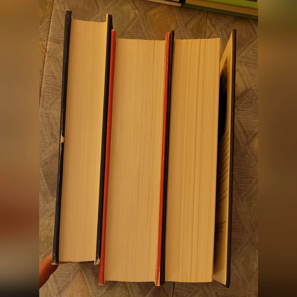 (3) Eragon series Hard Back books. Christopher Paolini LOT - Picture 7 of 8